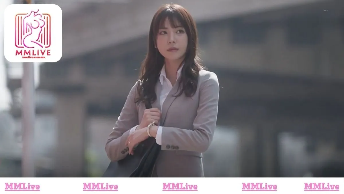 Vẻ đẹp trong sáng, thuần khiết làm nên thương hiệu "nữ thần thanh thuần" của Karen Kaede.